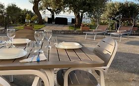 Loren House, Relaxing Location With Seaview